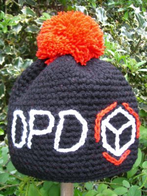 mütze dpd lieferant pinkbommel